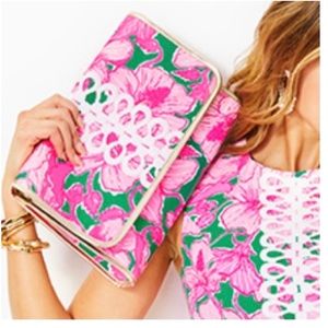 Lilly Pulitzer Kelly Green Hibis Kiss Envelope Pouch GWP NWT
